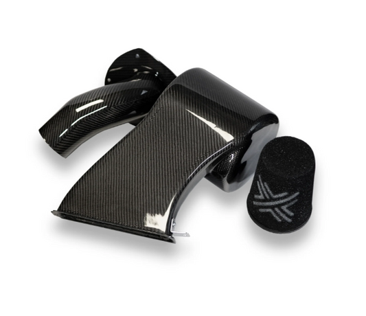 Pipercross Carbon Induction kit for VW Golf MK7 GTI / R 11/13+